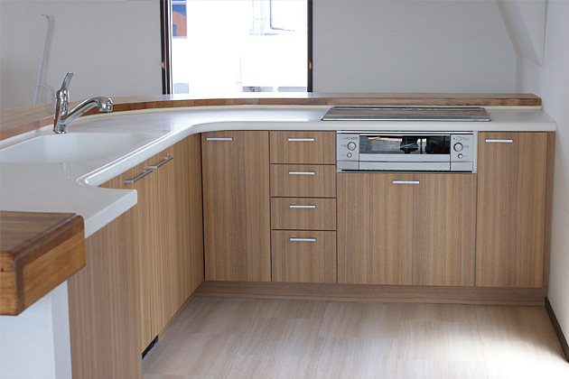 �����Љ�