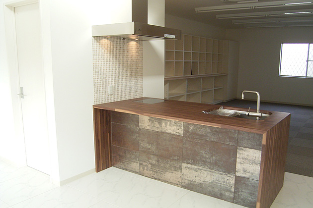 �����Љ�